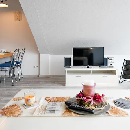 Haus Nordseebrandung Na72 קושהאבן
